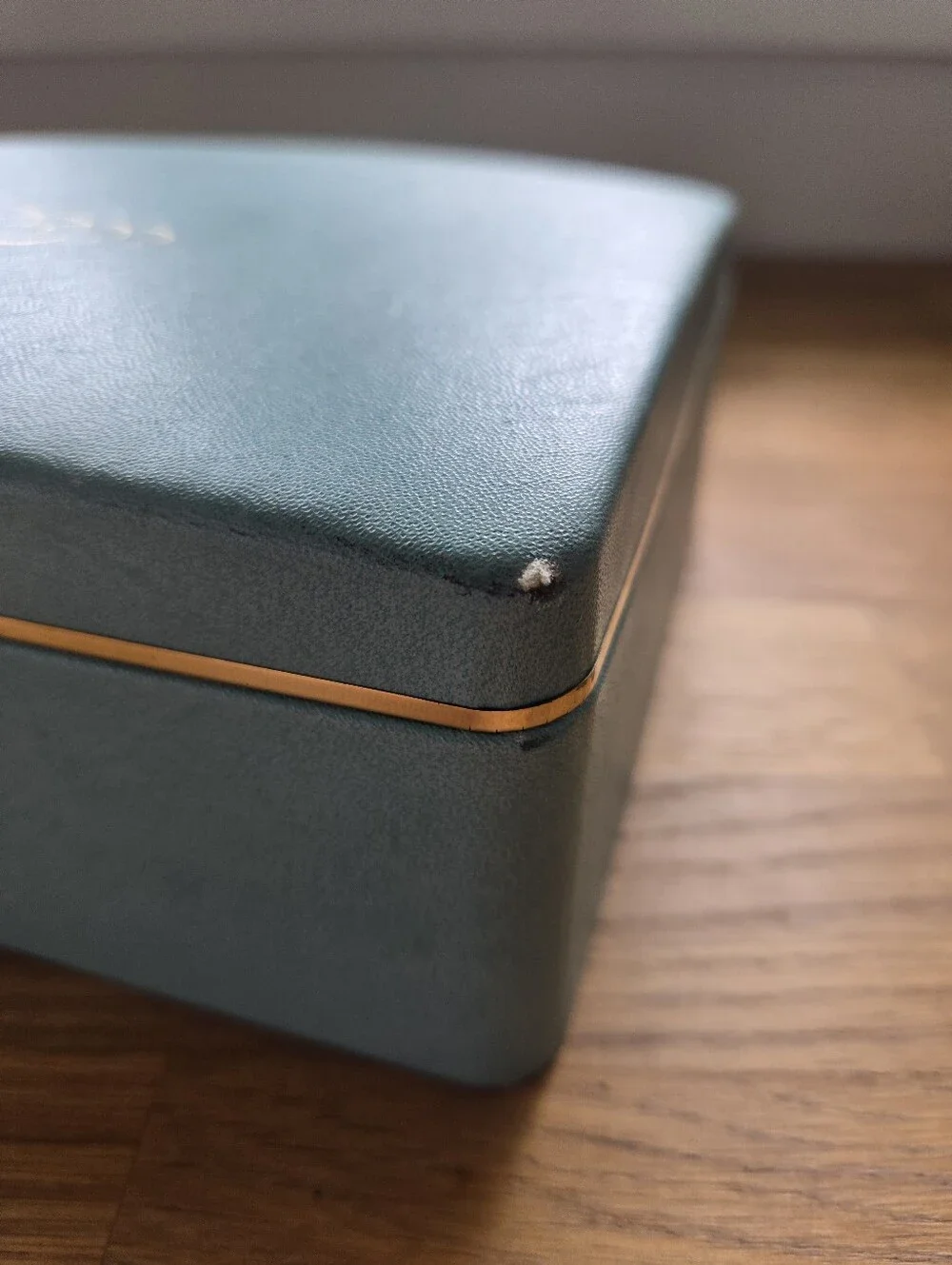 Vintage Farrington Mid Century Blue Texol Cantilever Jewelry Box Vanity Case
